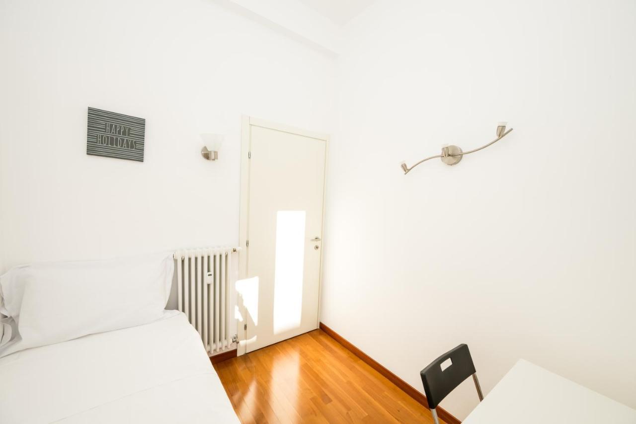 Shortmi Garibaldi Apartment Милано Екстериор снимка